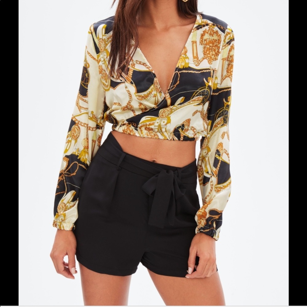 black chain print elastic wrap crop top